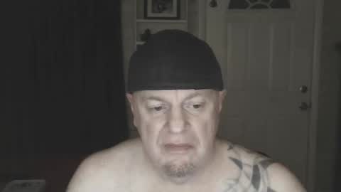 Snapshot of roinaz chatting on 12/29/24, 11:18 roinaz online show from 12/29/24, 11:18