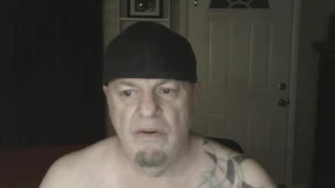 Snapshot of roinaz chatting on 01/08/25, 01:53 roinaz online show from 01/08/25, 01:53