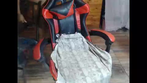 Snapshot of rokyhilary chatting on 03/22/26, 02:04 jesabel online show from 03/22/26, 02:04