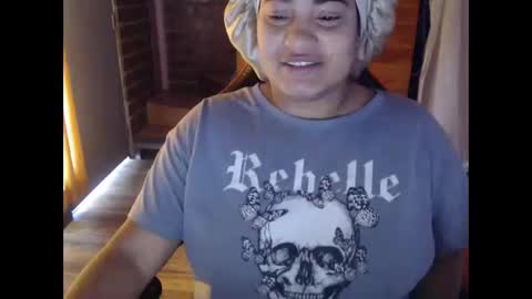 Snapshot of rokyhilary chatting on 03/23/26, 03:38 jesabel online show from 03/23/26, 03:38