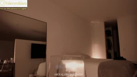 Valery Roldans online show from 05/01/26, 02:16