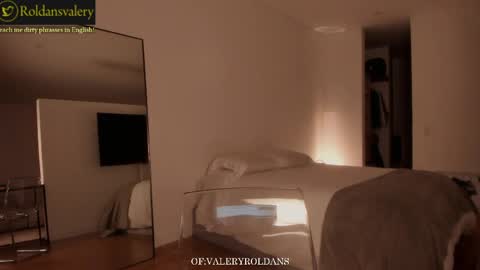 Valery Roldans online show from 05/05/26, 02:41