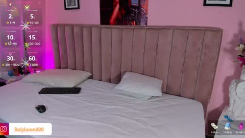 Snapshot of rolyloren chatting on 02/05/25, 01:22 Marcela online show from 02/05/25, 01:22