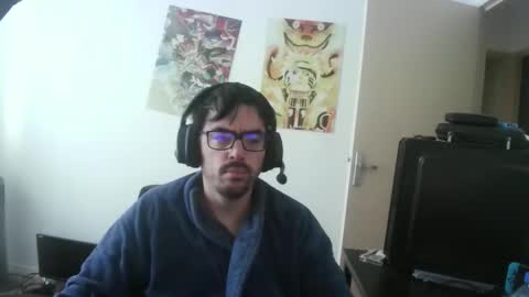 Snapshot of romainb72 chatting on 11/25/25, 09:20 romainb72 online show from 11/25/25, 09:20