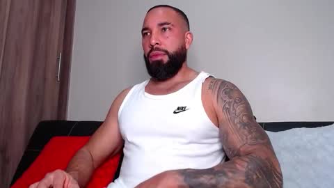 Snapshot of roman_muscle_ chatting on 10/27/25, 12:47 Roman online show from 10/27/25, 12:47