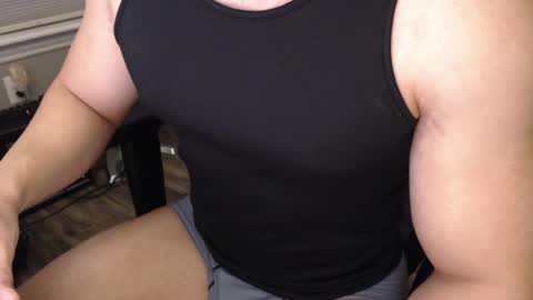 Snapshot of romanblackwood chatting on 02/06/25, 11:58 romanblackwood online show from 02/06/25, 11:58