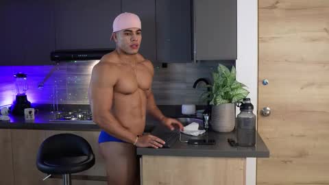 romano_kentt12 online show from 09/17/25, 12:01