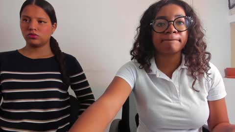 Is A Belle online show from 12/02/24, 01:35