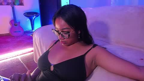 Is A Belle online show from 02/09/25, 12:49