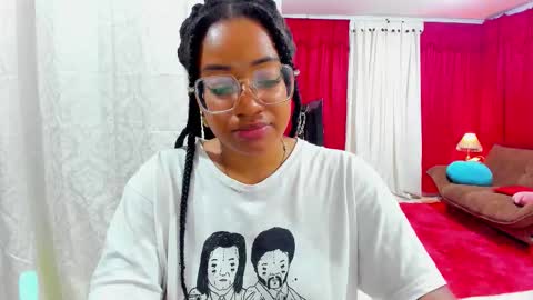 Is A Belle online show from 11/24/25, 12:21