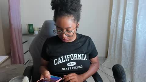 Is A Belle online show from 05/11/26, 04:29