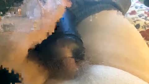 Snapshot of romantiko9 chatting on 01/24/25, 04:17 romantiko9 online show from 01/24/25, 04:17