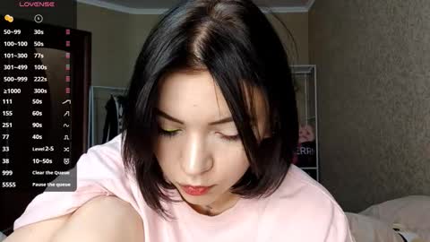 Anica online show from 11/11/25, 11:43