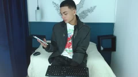 Snapshot of romeo_laurient chatting on 06/30/26, 08:04 ROMEO online show from 06/30/26, 08:04