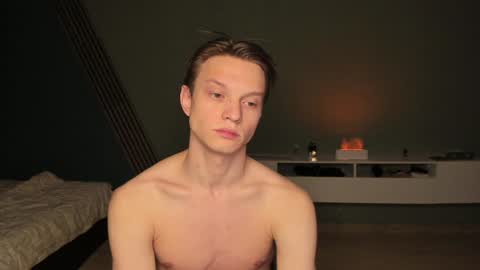 Snapshot of romeo_mercy chatting on 12/03/24, 01:30 Romeo online show from 12/03/24, 01:30