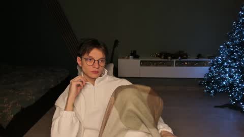 Snapshot of romeo_mercy chatting on 01/02/25, 10:11 Romeo online show from 01/02/25, 10:11