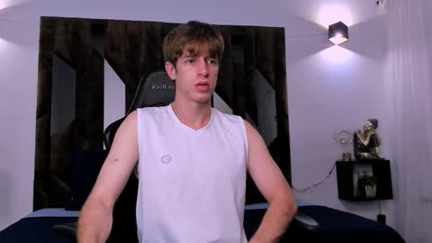 Snapshot of romeo_ricci1 chatting on 01/07/26, 05:37 Romeo Ricci online show from 01/07/26, 05:37