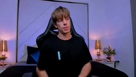 Snapshot of romeo_ricci1 chatting on 01/09/26, 11:39 Romeo Ricci online show from 01/09/26, 11:39