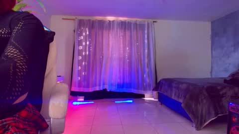 Snapshot of romeocolin_ chatting on 03/07/26, 05:54 R O M E O online show from 03/07/26, 05:54