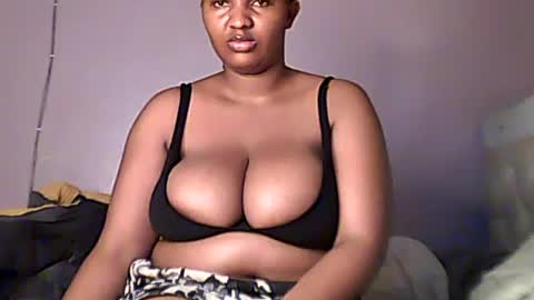 Romina 26 online show from 06/13/26, 11:24