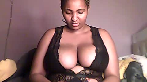 Romina 26 online show from 06/27/26, 04:01
