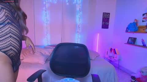 Romi Rouse online show from 09/16/25, 07:09