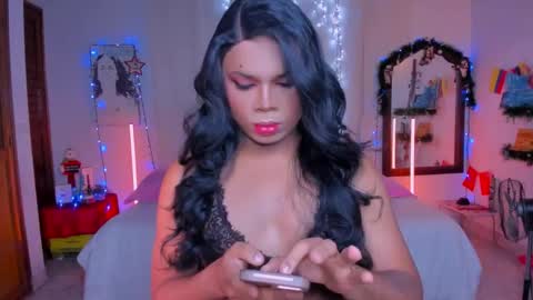 Romi Rouse online show from 11/30/25, 11:03