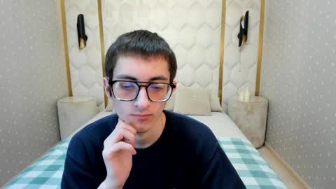 ronbevs online show from 05/03/26, 08:26