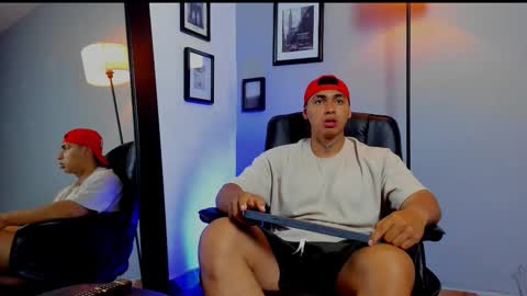 Snapshot of ronnie_canford chatting on 03/14/26, 08:03 RonnieCanford online show from 03/14/26, 08:03