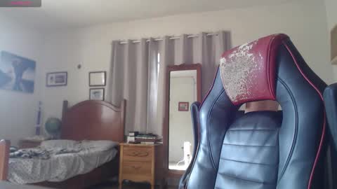 online 10pm-1am online show from 10/26/25, 02:23