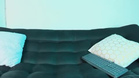 Snapshot of ronnie_fallout chatting on 02/03/25, 09:07 Ronnie online show from 02/03/25, 09:07