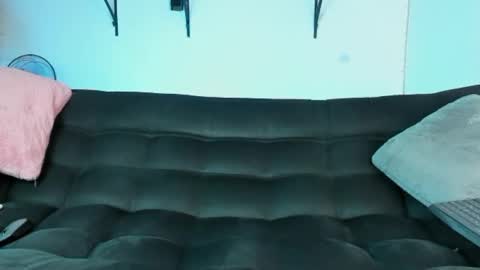 Snapshot of ronnie_fallout chatting on 03/06/25, 10:47 Ronnie online show from 03/06/25, 10:47