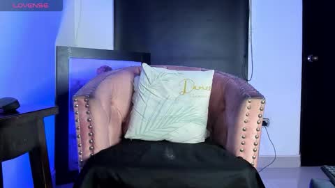 Snapshot of ronnie_fallout chatting on 10/02/25, 08:05 Ronnie online show from 10/02/25, 08:05