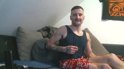 Snapshot of ronnypotti34 chatting on 02/03/25, 10:54 Ronny Potthoff online show from 02/03/25, 10:54