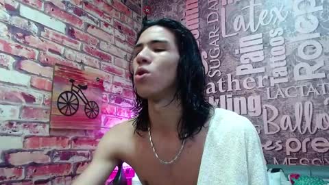 Snapshot of ronymiller_1 chatting on 03/08/25, 12:52 RonyMiller 1 online show from 03/08/25, 12:52