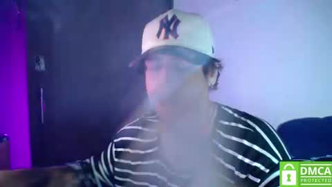 Snapshot of room_hot_x chatting on 07/01/26, 12:12 ken online show from 07/01/26, 12:12