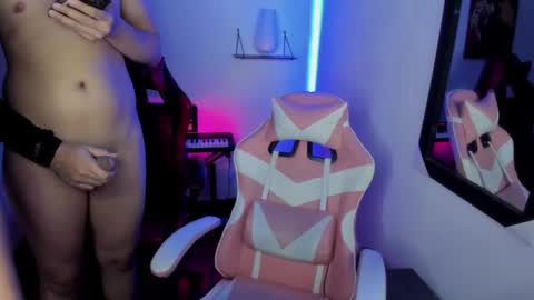  MIA AND PAUL online show from 03/16/26, 05:44