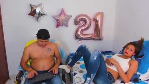 Snapshot of rooxxyy_ chatting on 01/11/25, 11:46    online show from 01/11/25, 11:46