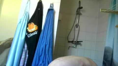 Snapshot of rororober chatting on 07/25/26, 10:35 rororober online show from 07/25/26, 10:35
