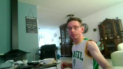 Snapshot of rororober chatting on 08/02/26, 12:47 rororober online show from 08/02/26, 12:47