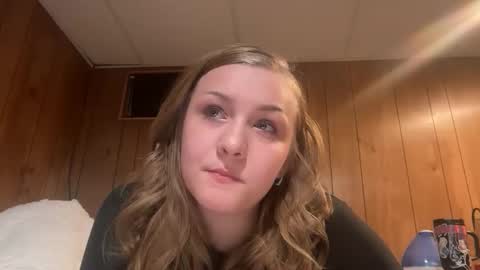 Snapshot of ros3210 chatting on 12/15/25, 11:09 Rose online show from 12/15/25, 11:09