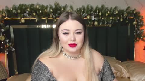 Chloe online show from 12/25/24, 03:08