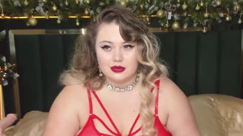 Chloe online show from 12/29/24, 03:22