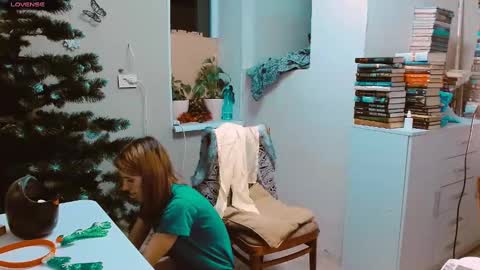 Snapshot of rosa843850 chatting on 12/26/24, 03:31 rosa843850 online show from 12/26/24, 03:31