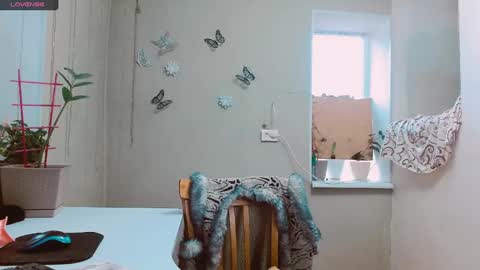 Snapshot of rosa843850 chatting on 01/26/25, 01:58 rosa843850 online show from 01/26/25, 01:58