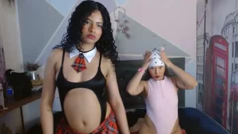 rosa_woolf online show from 06/06/26, 01:49