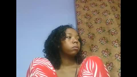 Snapshot of rosah225127 chatting on 05/11/26, 05:13 rosah225127 online show from 05/11/26, 05:13