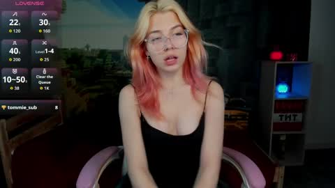 Call me Rosa online show from 04/19/26, 08:35