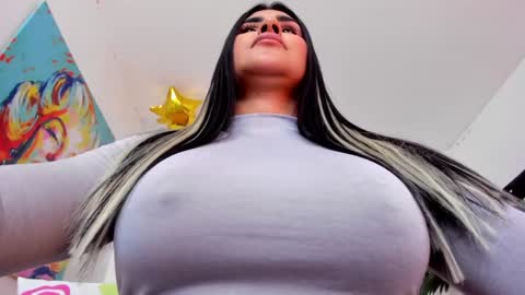 ROSALIA insta rosalia 10hoot online show from 01/07/25, 09:57