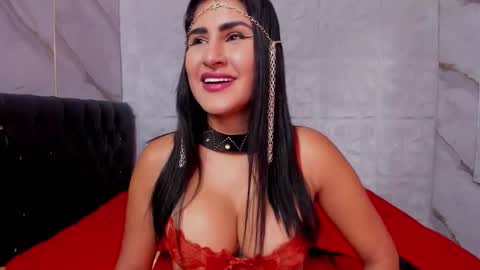 ROSALIA insta rosalia 10hoot online show from 03/27/26, 08:30